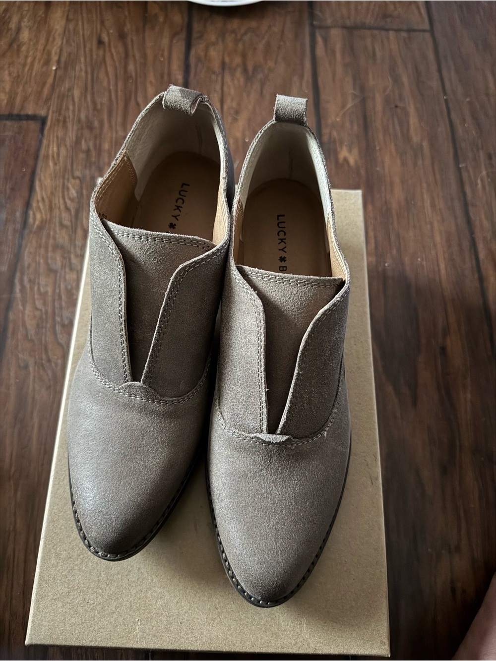 Lucky Brand Taupe Suede Pointed Toe Ankle Booties NIB